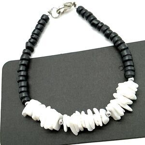 Puka Shell Bracelet Black White Chips Lobster Clasp
